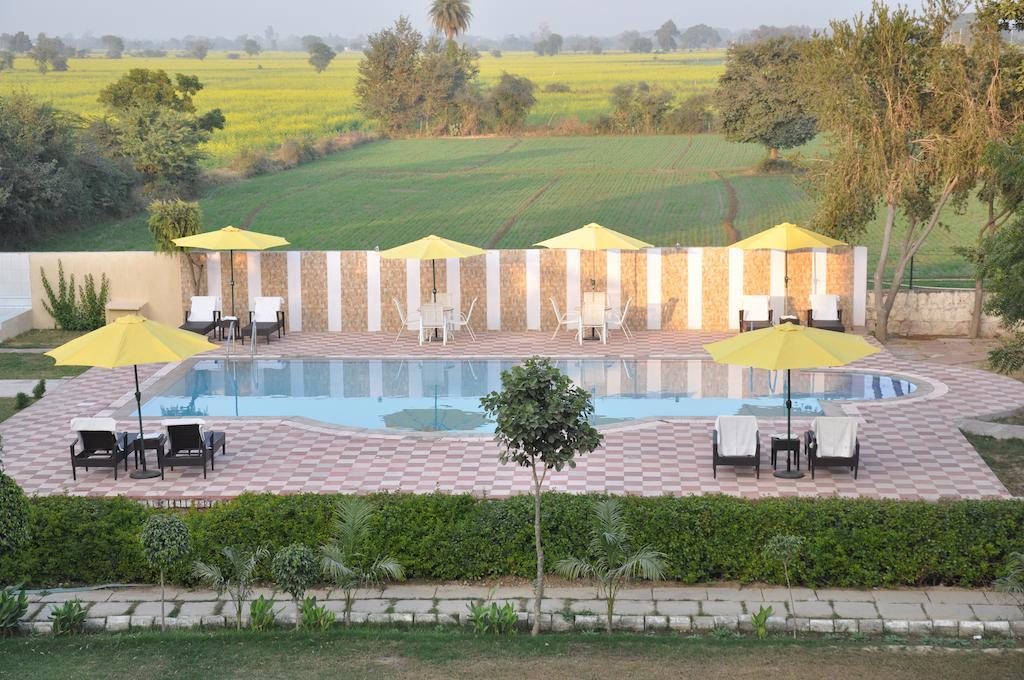 Kadamb Kunj Resort バラトプル エクステリア 写真